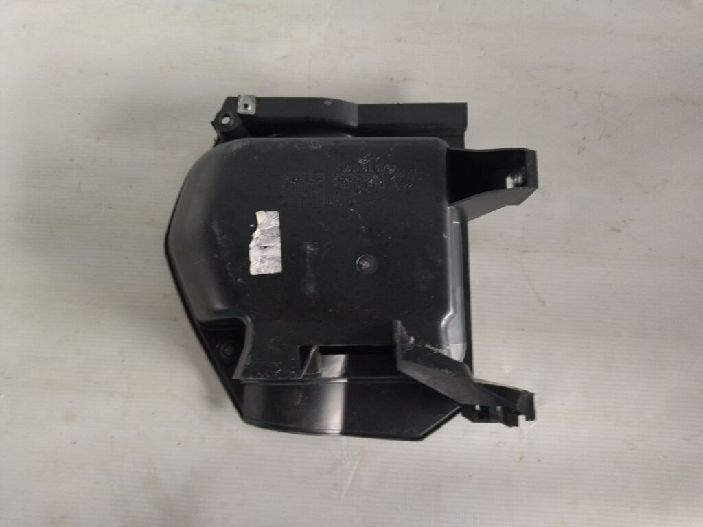 накладка панели приборов правая б/у - 1